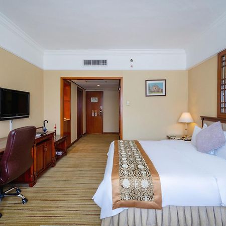 Sunshine Holiday Hotel Fuzhou Fu-čou Exteriér fotografie