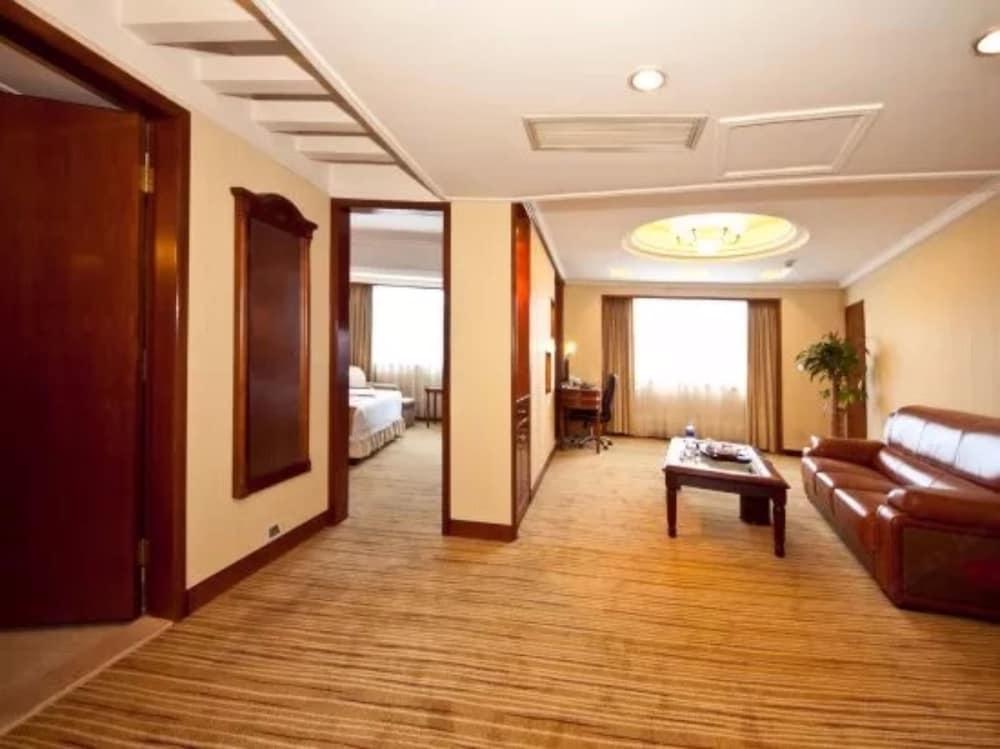 Sunshine Holiday Hotel Fuzhou Fu-čou Exteriér fotografie