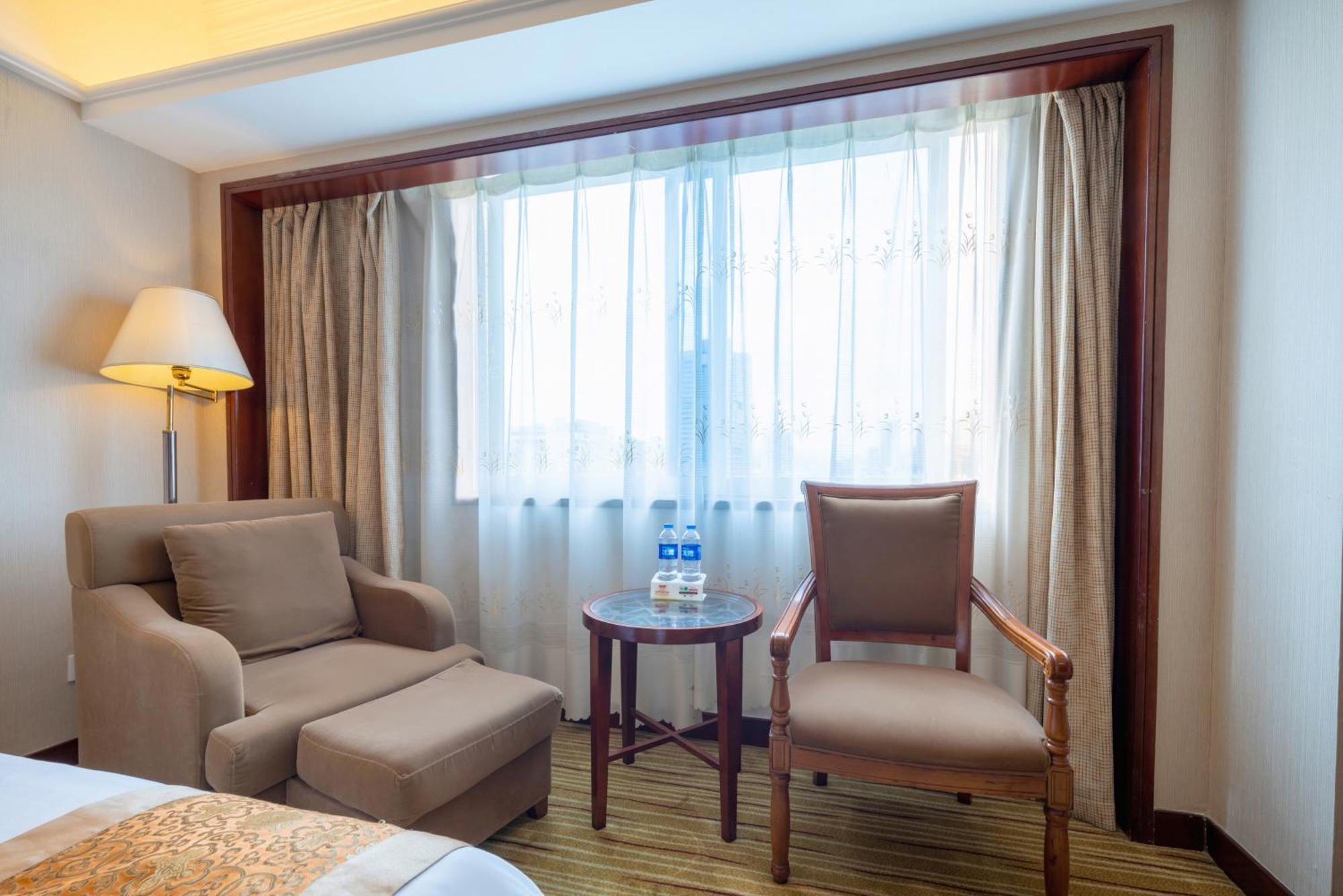 Sunshine Holiday Hotel Fuzhou Fu-čou Exteriér fotografie
