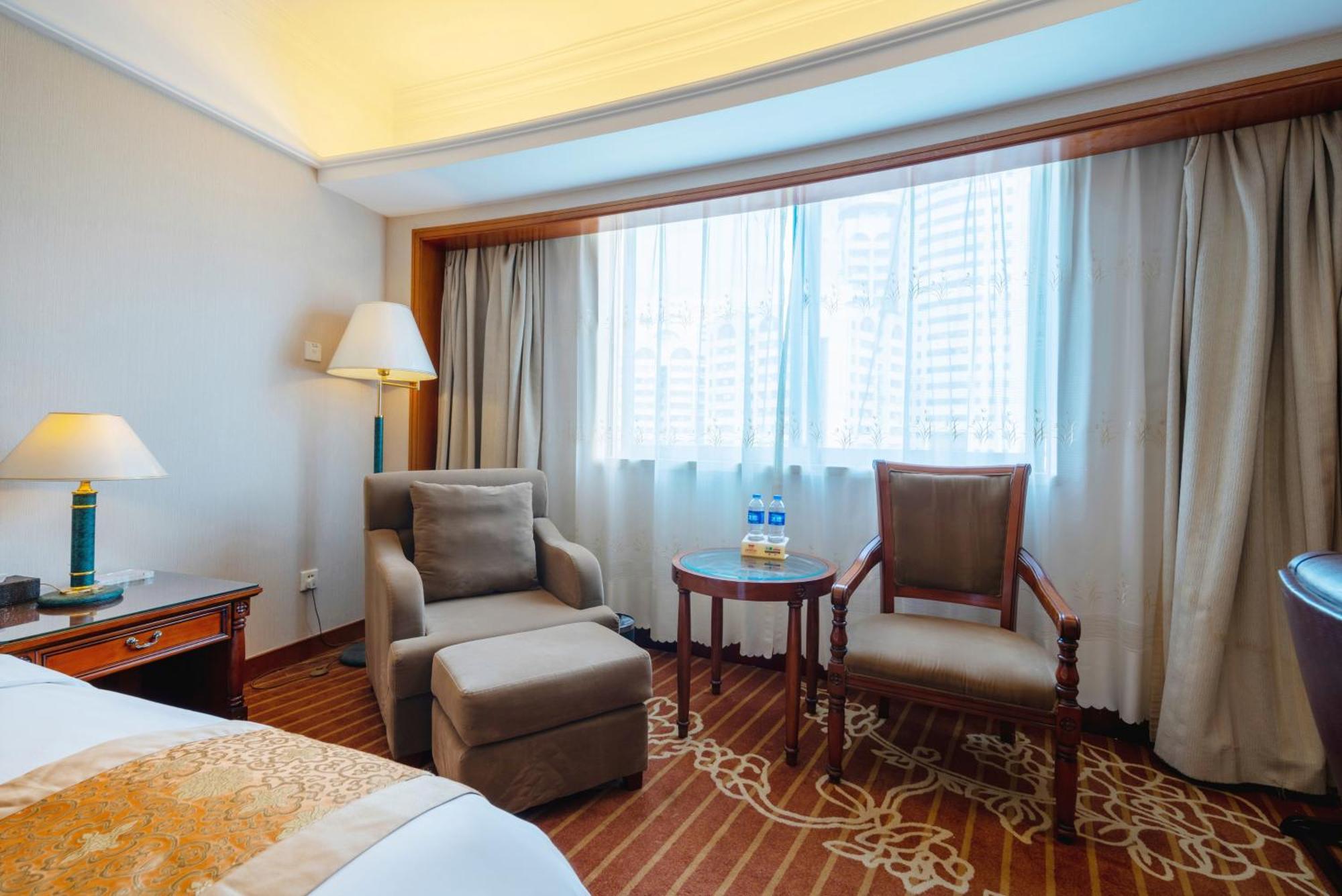 Sunshine Holiday Hotel Fuzhou Fu-čou Exteriér fotografie