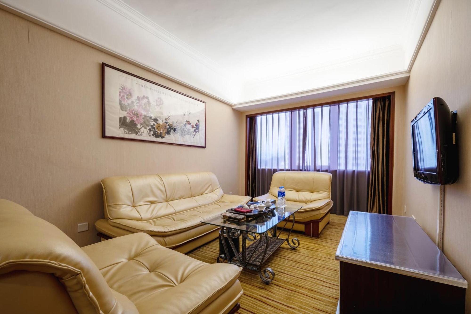 Sunshine Holiday Hotel Fuzhou Fu-čou Exteriér fotografie